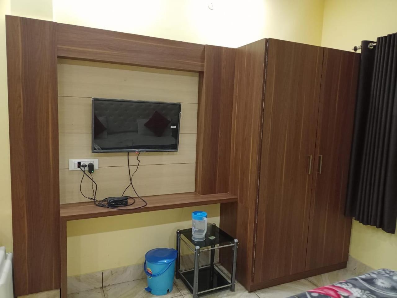 Hotel Vinayak Inn Haridwar Bilik gambar